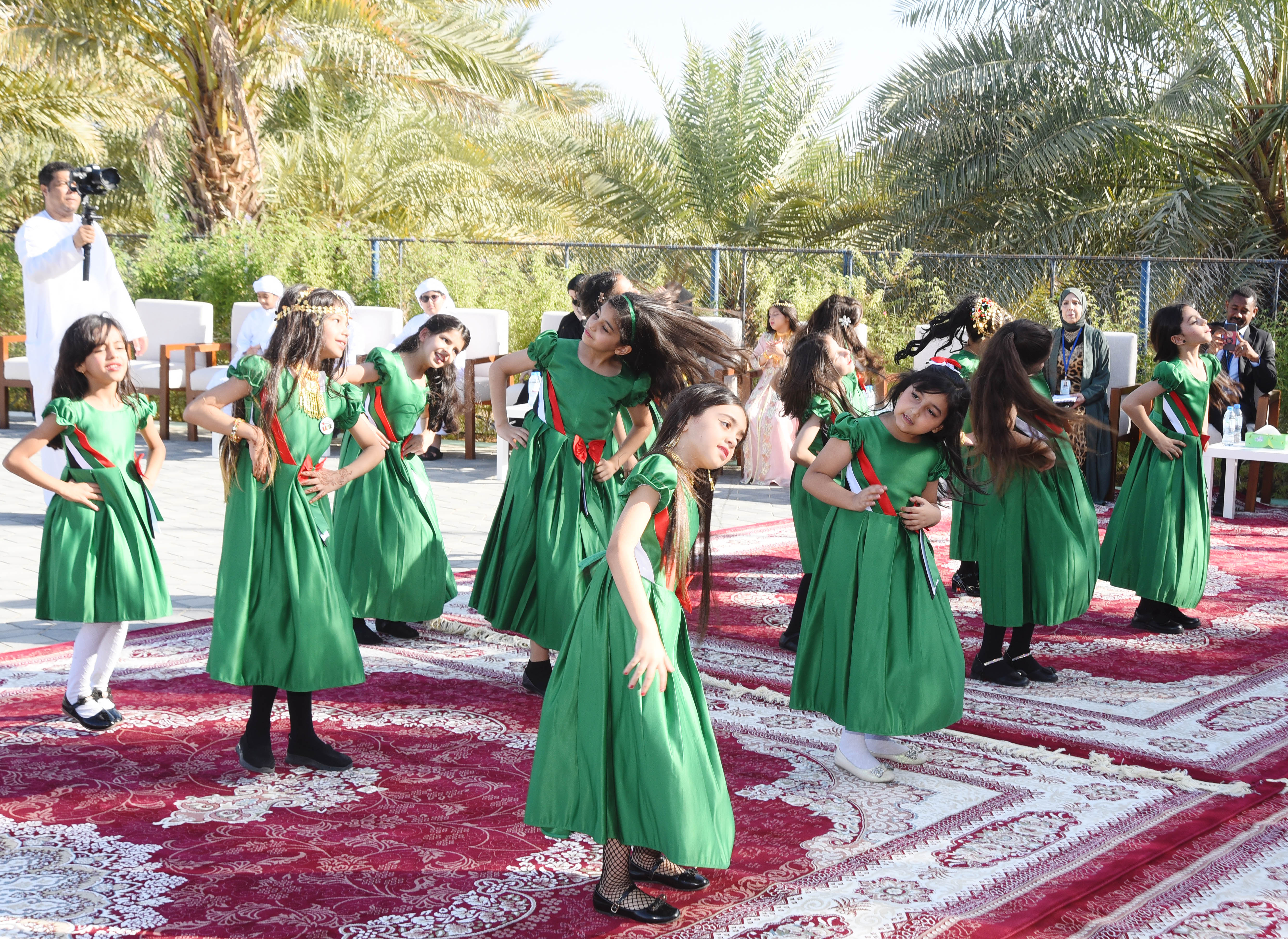 المعرض