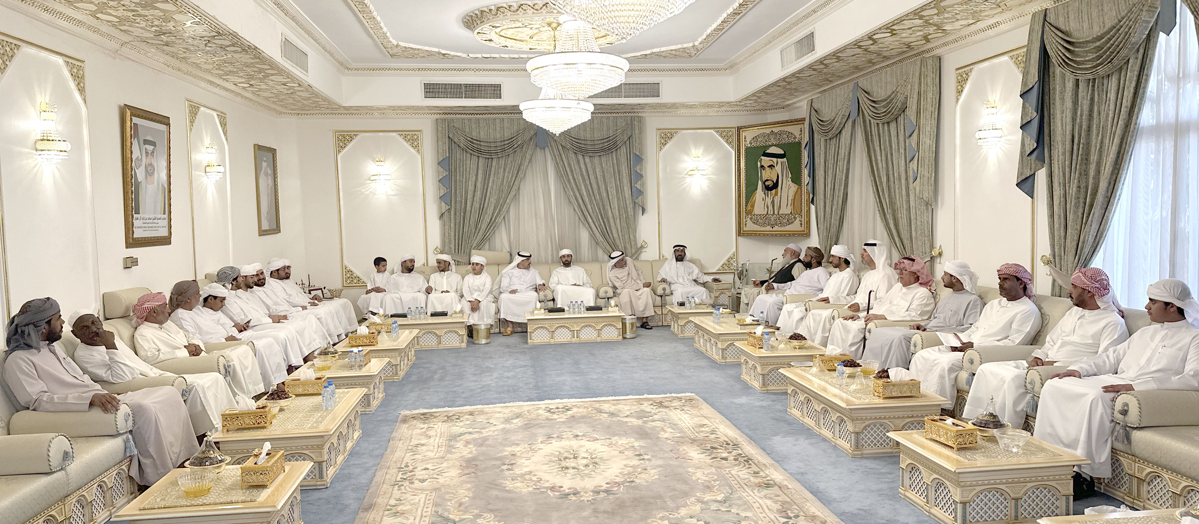 المعرض