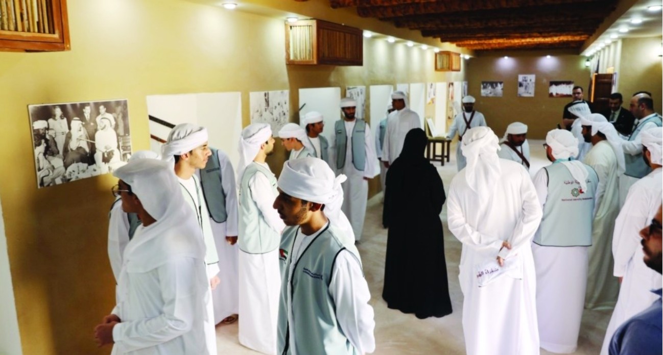 مدارس العين تزور بيت سالم بن حم التراثي